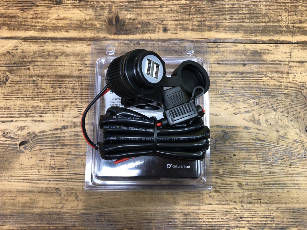 DOPPIA PRESA USB DA MANUBRIO