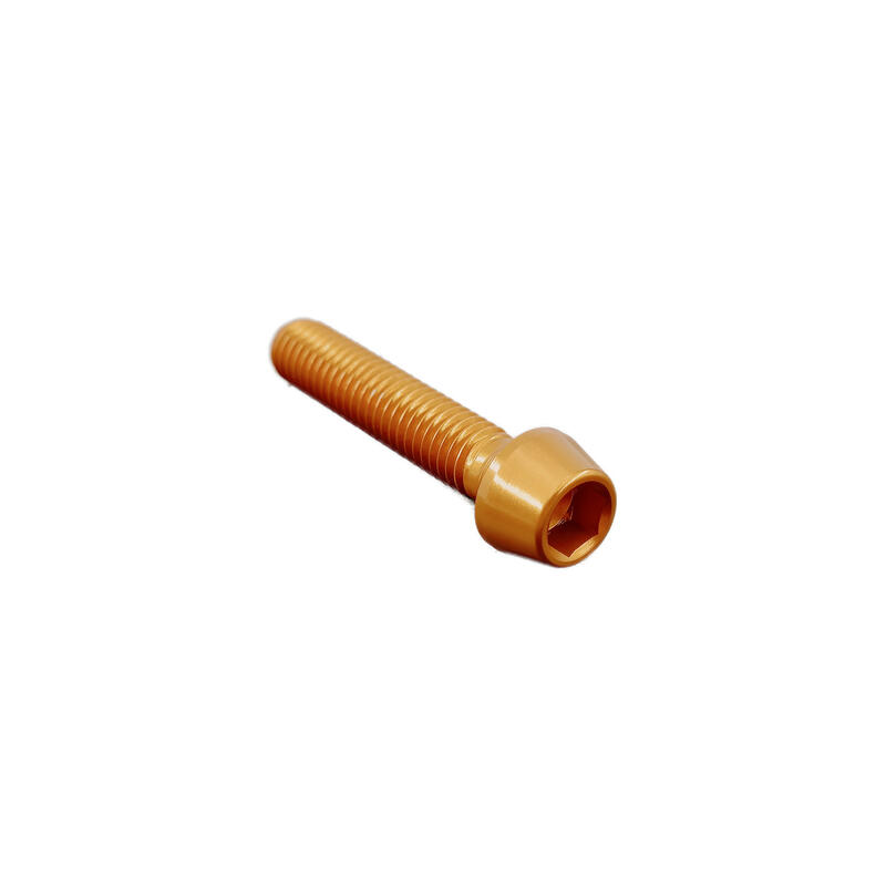 001oro